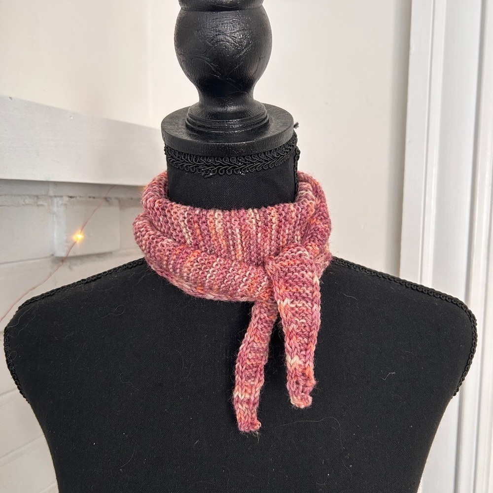 Hand Knit Sophie Scarf in Merino/Cashmere/Poly Wool O/S - Picture 6 of 8